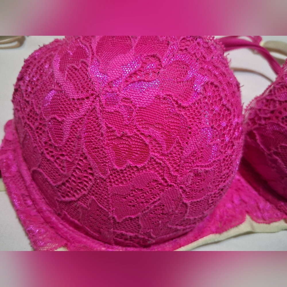 Victoria’s Secret PINK Lace Push-Up Bra - Hot Pink /  Fuchsia - 34B - Picture 8 of 8